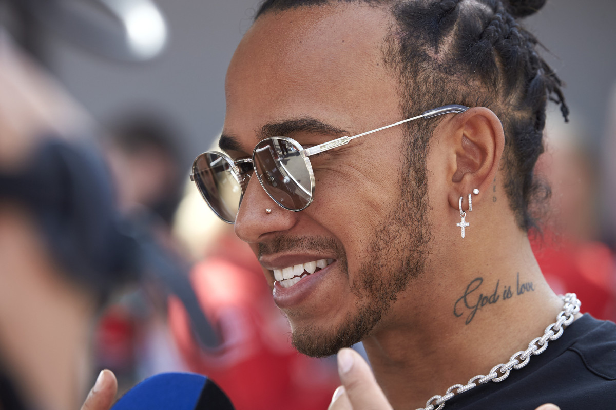 Lewis Hamilton Mercedes (32)